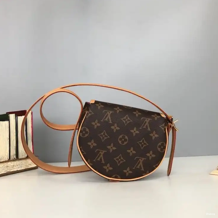 LV 19B570257 Bags 0616